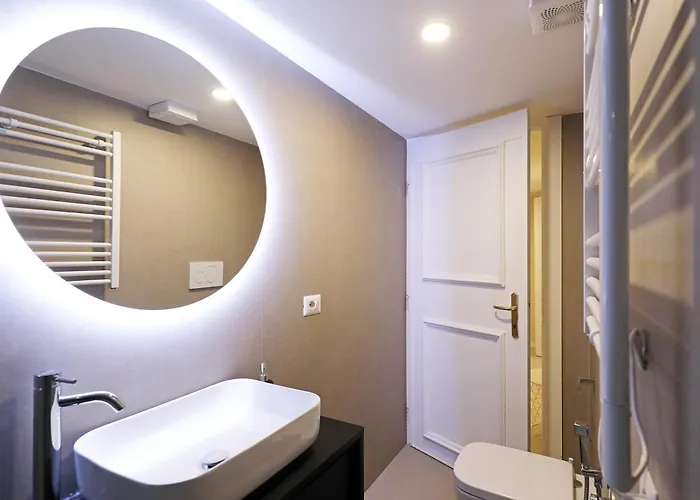 Lc Grandtour Liberta Guest house Rome